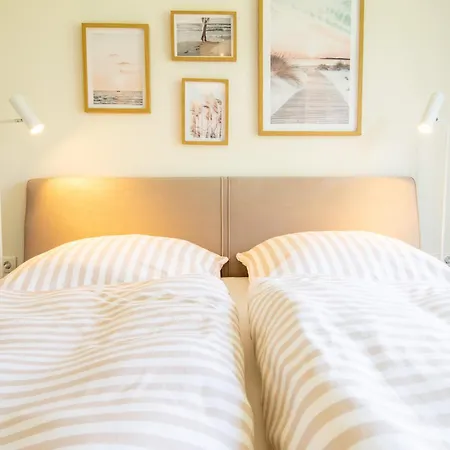 Seashine - Moderne Mit 2 Schlafzimmern, Sauna, Terrasse Und Garten In アパート *