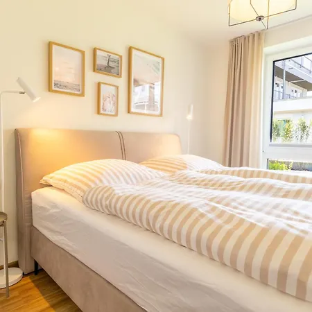 Seashine - Moderne Mit 2 Schlafzimmern, Sauna, Terrasse Und Garten In Apartment