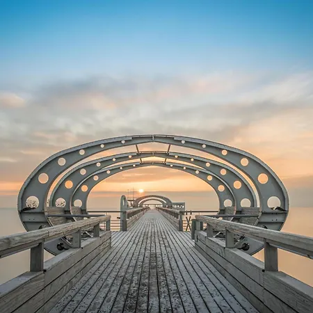 Seashine - Moderne Mit 2 Schlafzimmern, Sauna, Terrasse Und Garten In *