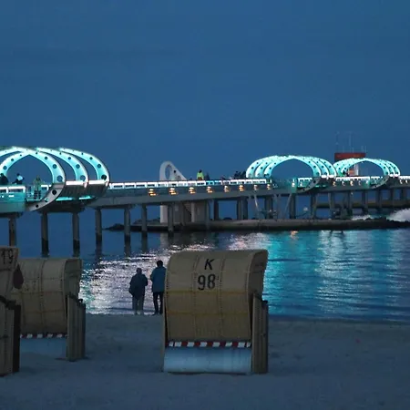 Seashine - Moderne Mit 2 Schlafzimmern, Sauna, Terrasse Und Garten In ケレンフーゼン